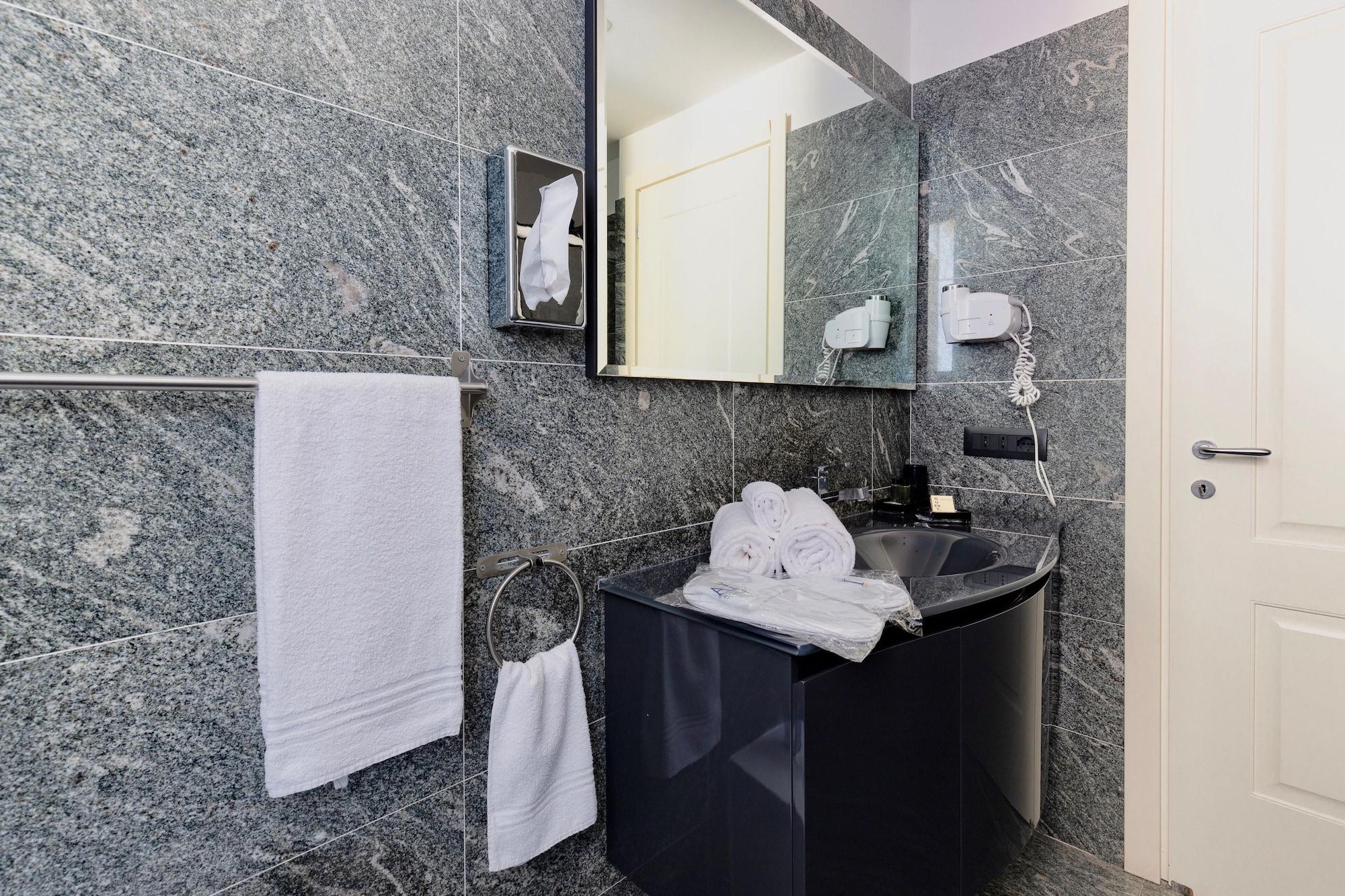 Aiello Rooms Milan Bagian luar foto